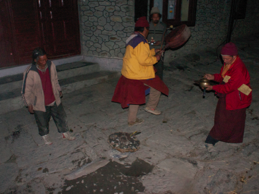 18 Dance around hole.jpg